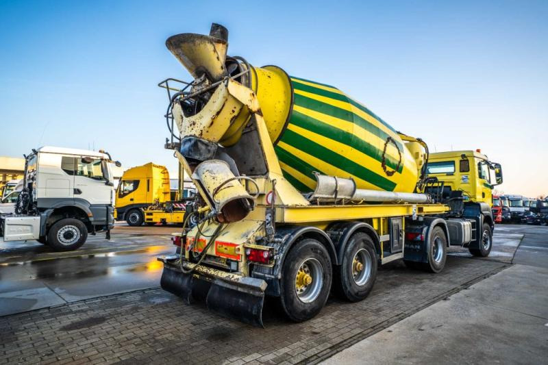 MAN TGS 18.440 BLS 4x4 (+cardan)+STETTER 10M3 - Fahrmischer: das Bild 4 MAN TGS 18.440 BLS 4x4 (+cardan)+STETTER 10M3 - Fahrmischer: das Bild 4