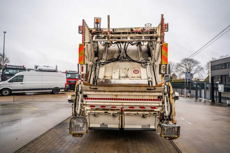 MAN TGS 26.320 BL - VDK PUSHER IIK - Müllwagen: das Bild 5 MAN TGS 26.320 BL - VDK PUSHER IIK - Müllwagen: das Bild 5