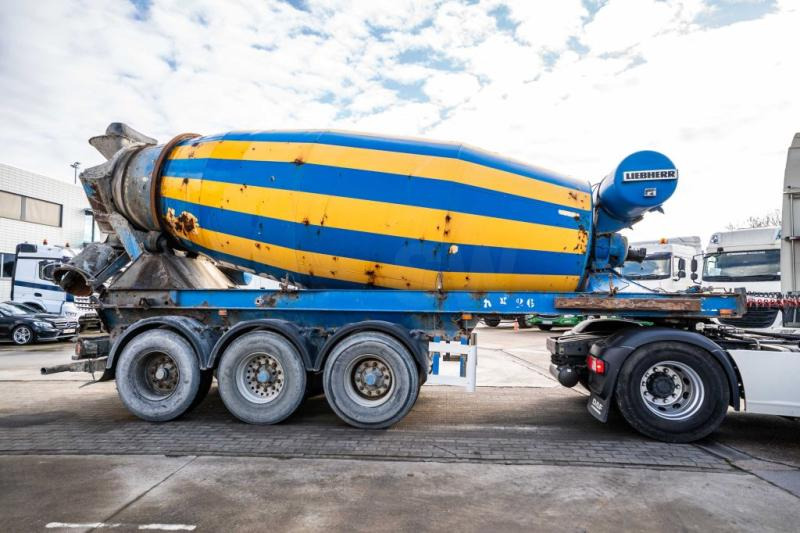 MULLER BETON MIXER/MALAXEUR/MISCHER LIEBHERR 12M3 - Betonmischer Auflieger: das Bild 3 MULLER BETON MIXER/MALAXEUR/MISCHER LIEBHERR 12M3 - Betonmischer Auflieger: das Bild 3