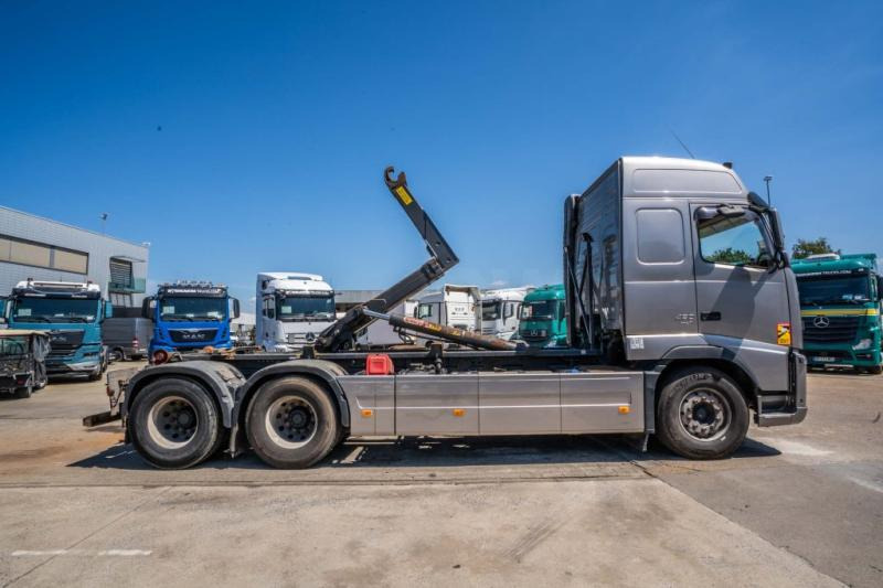 Volvo FH 480 -E5 + PALFINGER - Abrollkipper: das Bild 4 Volvo FH 480 -E5 + PALFINGER - Abrollkipper: das Bild 4