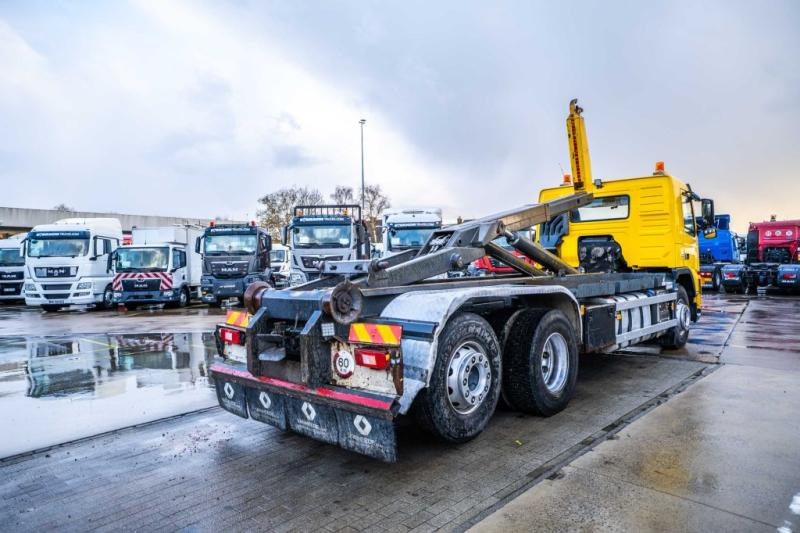 Volvo FM400-6x2-E5 + VDL 20 T. - Abrollkipper: das Bild 4 Volvo FM400-6x2-E5 + VDL 20 T. - Abrollkipper: das Bild 4