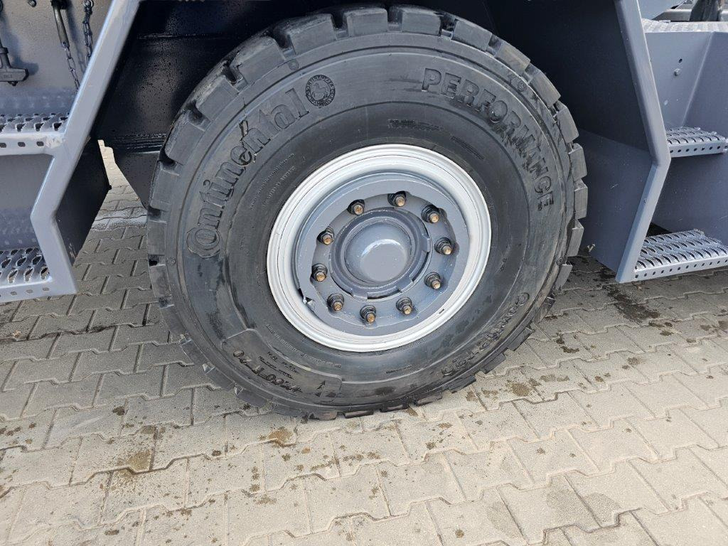 Paus PT36H - Strassenzulassung - Terminaltraktor: das Bild 5 Paus PT36H - Strassenzulassung - Terminaltraktor: das Bild 5