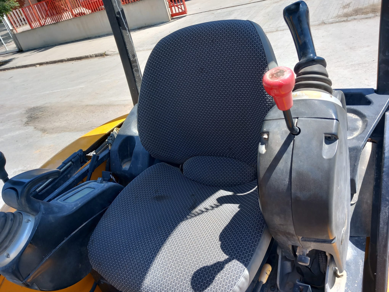 JCB 8030ZTS - Minibagger: das Bild 5 JCB 8030ZTS - Minibagger: das Bild 5