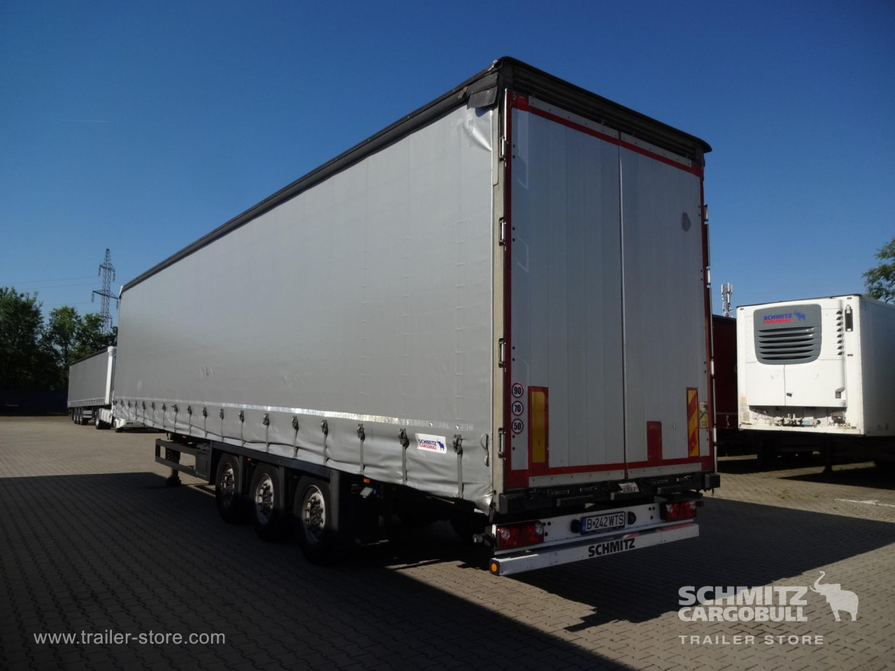 SCHMITZ Curtainsider Mega - Planenauflieger: das Bild 5 SCHMITZ Curtainsider Mega - Planenauflieger: das Bild 5