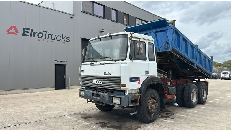 Iveco MAGIRUS 260 - 34 (LAMES / GRAND PONT / STEEL SUSP. / BIG AXLE / MANUAL PUMP) - Kipper: das Bild 1 Iveco MAGIRUS 260 - 34 (LAMES / GRAND PONT / STEEL SUSP. / BIG AXLE / MANUAL PUMP) - Kipper: das Bild 1