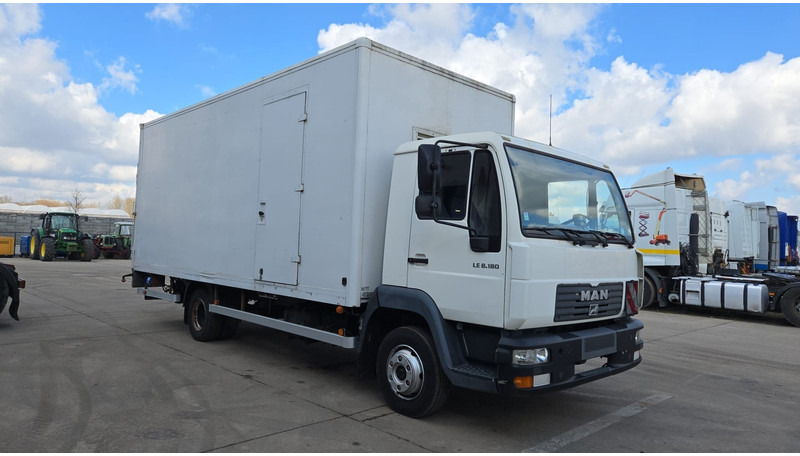 MAN TGL 8.180 (MANUAL GEARBOX / BELGIAN TRUCK / STEEL SUSPENSION) - Koffer LKW: das Bild 2 MAN TGL 8.180 (MANUAL GEARBOX / BELGIAN TRUCK / STEEL SUSPENSION) - Koffer LKW: das Bild 2