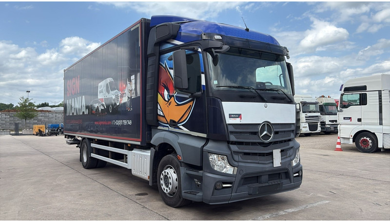 Mercedes-Benz ACTROS 1940 (BE TRUCK / TOP CONDITION / LIFT / AIRCO / BOX 8.06X2.47X2.62) - Koffer LKW: das Bild 3 Mercedes-Benz ACTROS 1940 (BE TRUCK / TOP CONDITION / LIFT / AIRCO / BOX 8.06X2.47X2.62) - Koffer LKW: das Bild 3