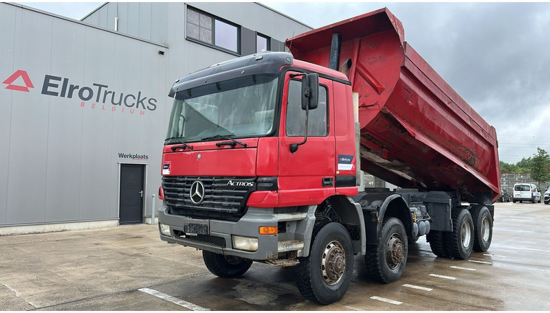 Mercedes-Benz Actros 4143 (BOITE MANUELLE / 8X8 / MANUAL GEARBOX / LAMES / GRAND PONT / BIG AXLE) - Kipper: das Bild 1 Mercedes-Benz Actros 4143 (BOITE MANUELLE / 8X8 / MANUAL GEARBOX / LAMES / GRAND PONT / BIG AXLE) - Kipper: das Bild 1