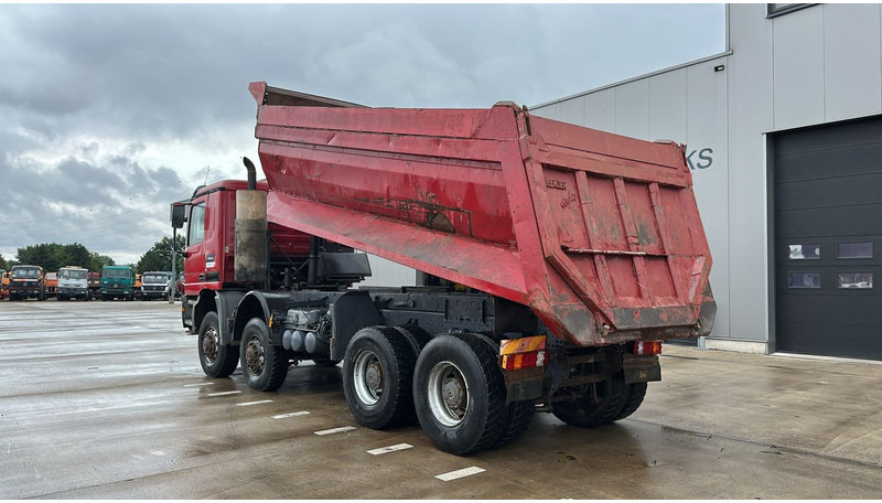 Kipper Mercedes-Benz Actros 4143 (BOITE MANUELLE / 8X8 / MANUAL GEARBOX / LAMES / GRAND PONT / BIG AXLE): das Bild 7