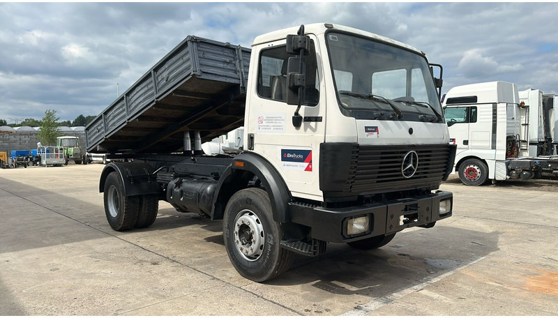 Mercedes-Benz SK 1722 (LAMES / GRAND PONT / V6 / BOITE MANUELLE / POMPE MANUELLE) - Kipper: das Bild 3 Mercedes-Benz SK 1722 (LAMES / GRAND PONT / V6 / BOITE MANUELLE / POMPE MANUELLE) - Kipper: das Bild 3