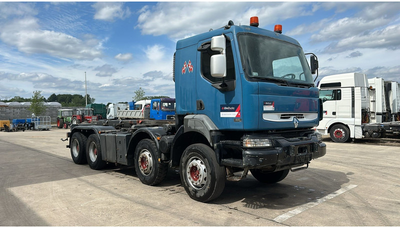 Renault KERAX 420 (8X4 / GRAND PONT / LAMES / BOITE MANUELLE / BONNE ETAT) - Fahrgestell LKW: das Bild 3 Renault KERAX 420 (8X4 / GRAND PONT / LAMES / BOITE MANUELLE / BONNE ETAT) - Fahrgestell LKW: das Bild 3