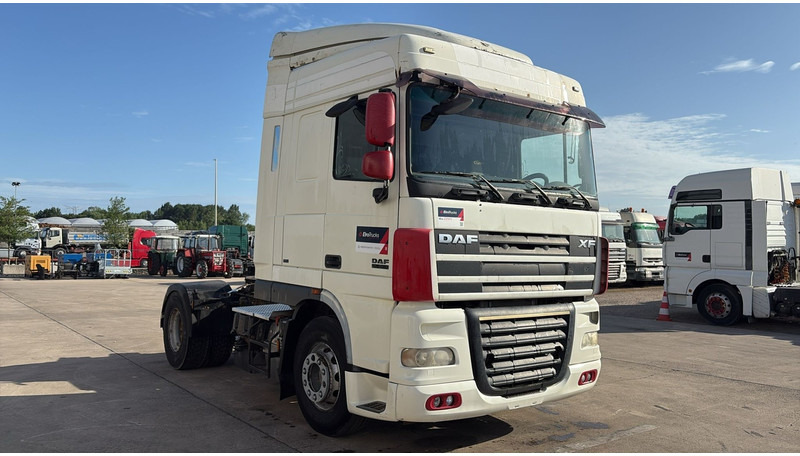 DAF 105 XF 460 (BOITE MANUELLE / MANUAL GEARBOX) - Sattelzugmaschine: das Bild 3 DAF 105 XF 460 (BOITE MANUELLE / MANUAL GEARBOX) - Sattelzugmaschine: das Bild 3