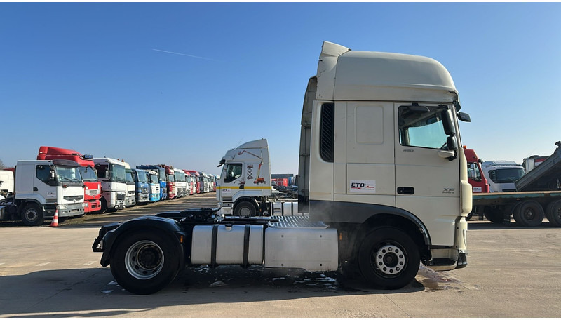 DAF 106 XF 460 (BOITE MANUELLE / MANUAL GEARBOX / 834.000 KM / EURO 6) - Sattelzugmaschine: das Bild 4 DAF 106 XF 460 (BOITE MANUELLE / MANUAL GEARBOX / 834.000 KM / EURO 6) - Sattelzugmaschine: das Bild 4