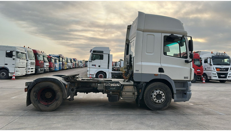 DAF 85 CF 410 (BOITE MANUELLE / MANUAL GEARBOX / GOOD CONDITION / BONNE ETAT) - Sattelzugmaschine: das Bild 4 DAF 85 CF 410 (BOITE MANUELLE / MANUAL GEARBOX / GOOD CONDITION / BONNE ETAT) - Sattelzugmaschine: das Bild 4