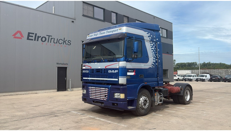 DAF 95 XF 380 (EURO 2 / BOITE MANUELLE / MANUAL GEARBOX / GOOD CONDITION) - Sattelzugmaschine: das Bild 1 DAF 95 XF 380 (EURO 2 / BOITE MANUELLE / MANUAL GEARBOX / GOOD CONDITION) - Sattelzugmaschine: das Bild 1