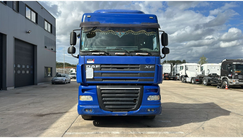 DAF XF 105.410 (BOITE MANUELLE / MANUAL GEARBOX) - Sattelzugmaschine: das Bild 2 DAF XF 105.410 (BOITE MANUELLE / MANUAL GEARBOX) - Sattelzugmaschine: das Bild 2