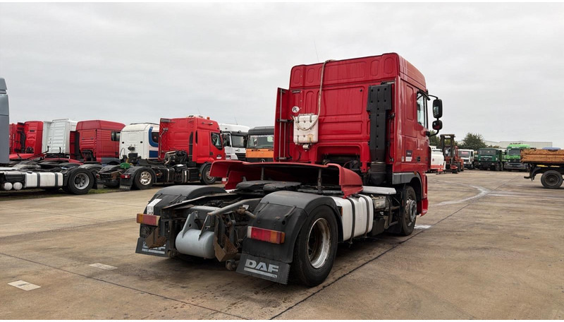 DAF XF 105.460 (BOITE MANUELLE / MANUAL GEARBOX) - Sattelzugmaschine: das Bild 4 DAF XF 105.460 (BOITE MANUELLE / MANUAL GEARBOX) - Sattelzugmaschine: das Bild 4