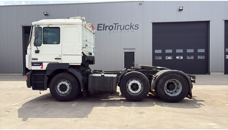 Sattelzugmaschine MAN 25.403 (6X2 / 6 CYLINDER / EURO 2 / MANUAL GEARBOX / 8 TYRES): das Bild 8