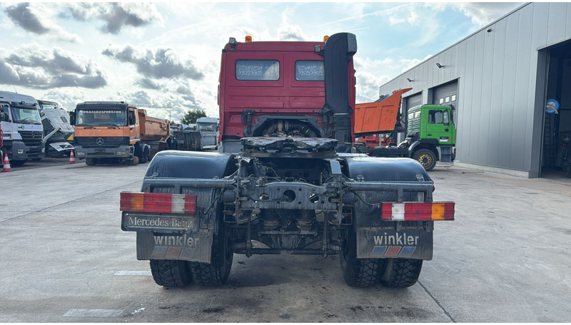 Mercedes-Benz Actros 1840 (4X4 / LAMES / GRANT PONT / PARFAIT ETAT / MP1 / V6 / ALLRAD) - Sattelzugmaschine: das Bild 5 Mercedes-Benz Actros 1840 (4X4 / LAMES / GRANT PONT / PARFAIT ETAT / MP1 / V6 / ALLRAD) - Sattelzugmaschine: das Bild 5