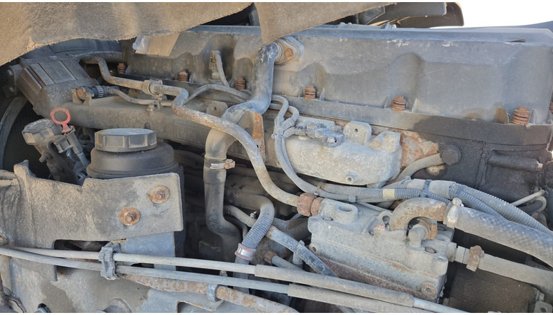 Sattelzugmaschine Renault Premium 450 (BOITE MANUELLE / MANUAL GEARBOX / AIRCO): das Bild 17