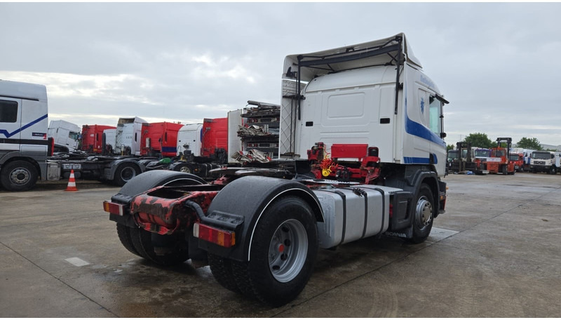 Scania P124 - 360 (POMPE MANUELLE / BOITE MANUELLE / MANUAL PUMP / MANUAL GEARBOX) - Sattelzugmaschine: das Bild 5 Scania P124 - 360 (POMPE MANUELLE / BOITE MANUELLE / MANUAL PUMP / MANUAL GEARBOX) - Sattelzugmaschine: das Bild 5
