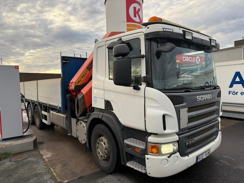 Scania P310 - Pritsche LKW, Autokran: das Bild 2 Scania P310 - Pritsche LKW, Autokran: das Bild 2