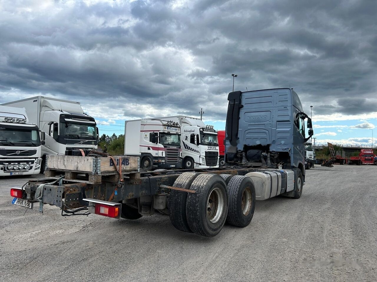 Volvo FH650 - Fahrgestell LKW: das Bild 2 Volvo FH650 - Fahrgestell LKW: das Bild 2