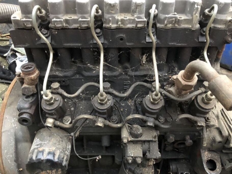 Deutz F4L1011F Kramer - Motor für Radlader: das Bild 2 Deutz F4L1011F Kramer - Motor für Radlader: das Bild 2