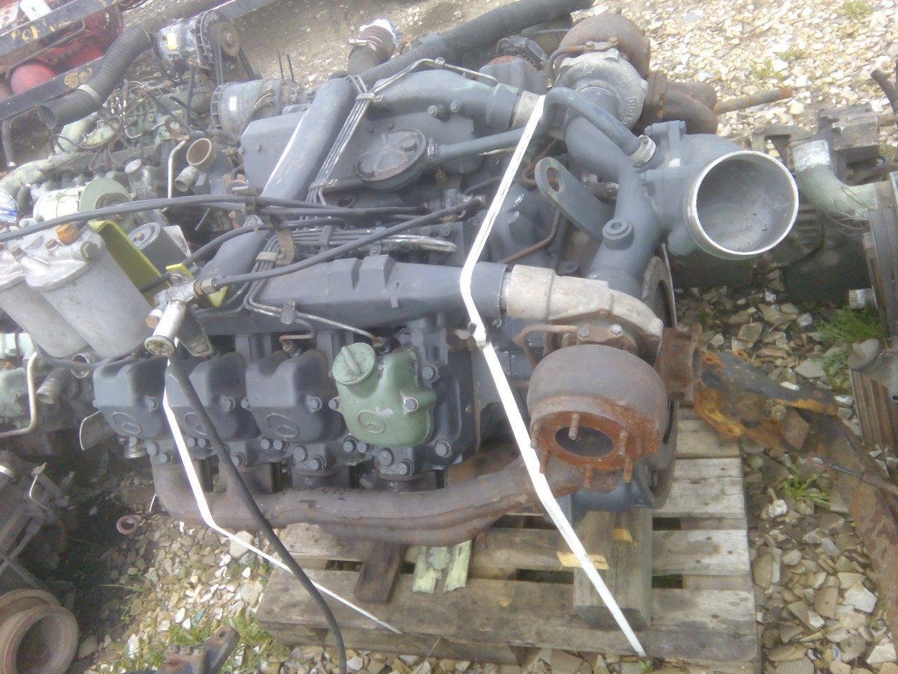 OM 442 Biturbo - Motor für LKW: das Bild 2 OM 442 Biturbo - Motor für LKW: das Bild 2