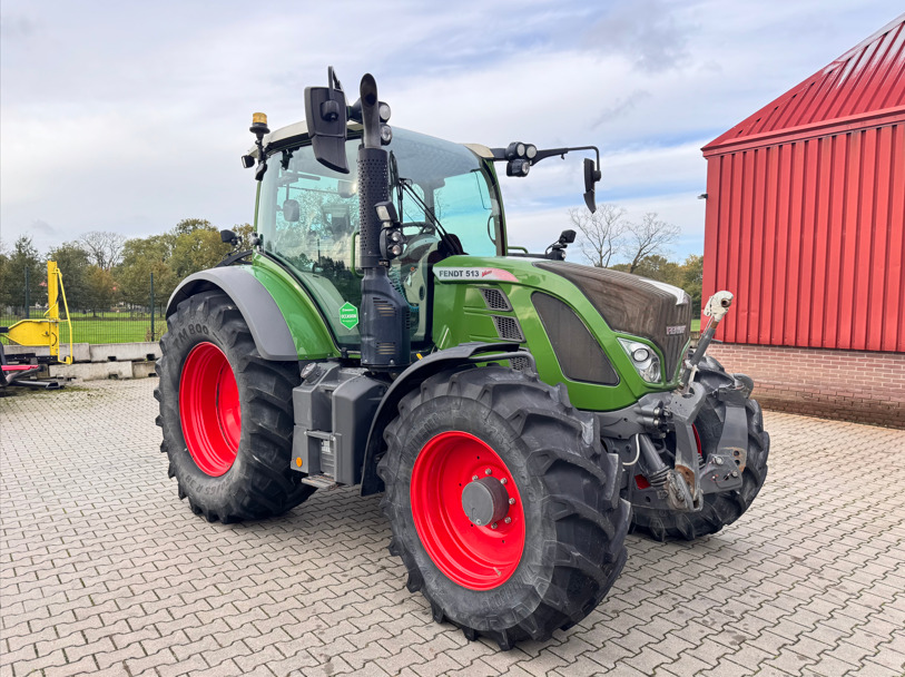 FENDT 513 Vario S4 PowerPlus - Traktor: das Bild 2 FENDT 513 Vario S4 PowerPlus - Traktor: das Bild 2