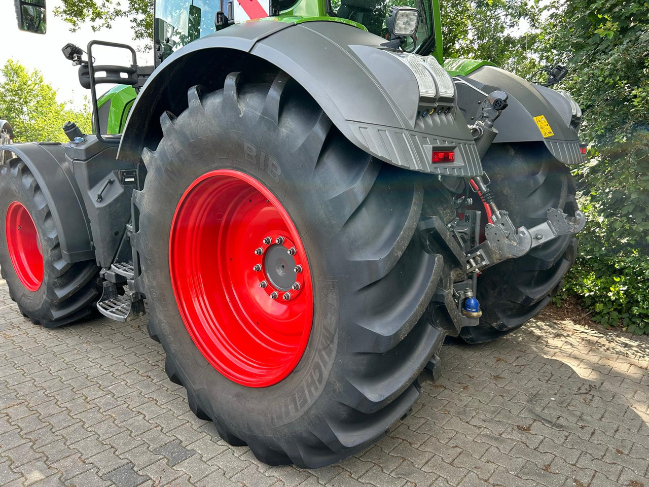 Traktor FENDT 828 Vario S4 ProfiPlus: das Bild 19 Traktor FENDT 828 Vario S4 ProfiPlus: das Bild 19