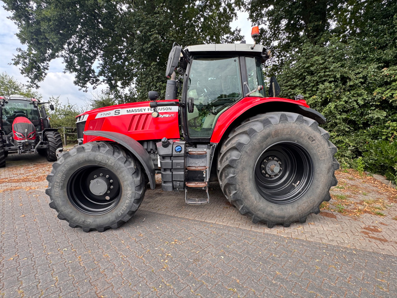 Massey Ferguson 7720S Dyna-VT Efficient - Traktor: das Bild 2 Massey Ferguson 7720S Dyna-VT Efficient - Traktor: das Bild 2