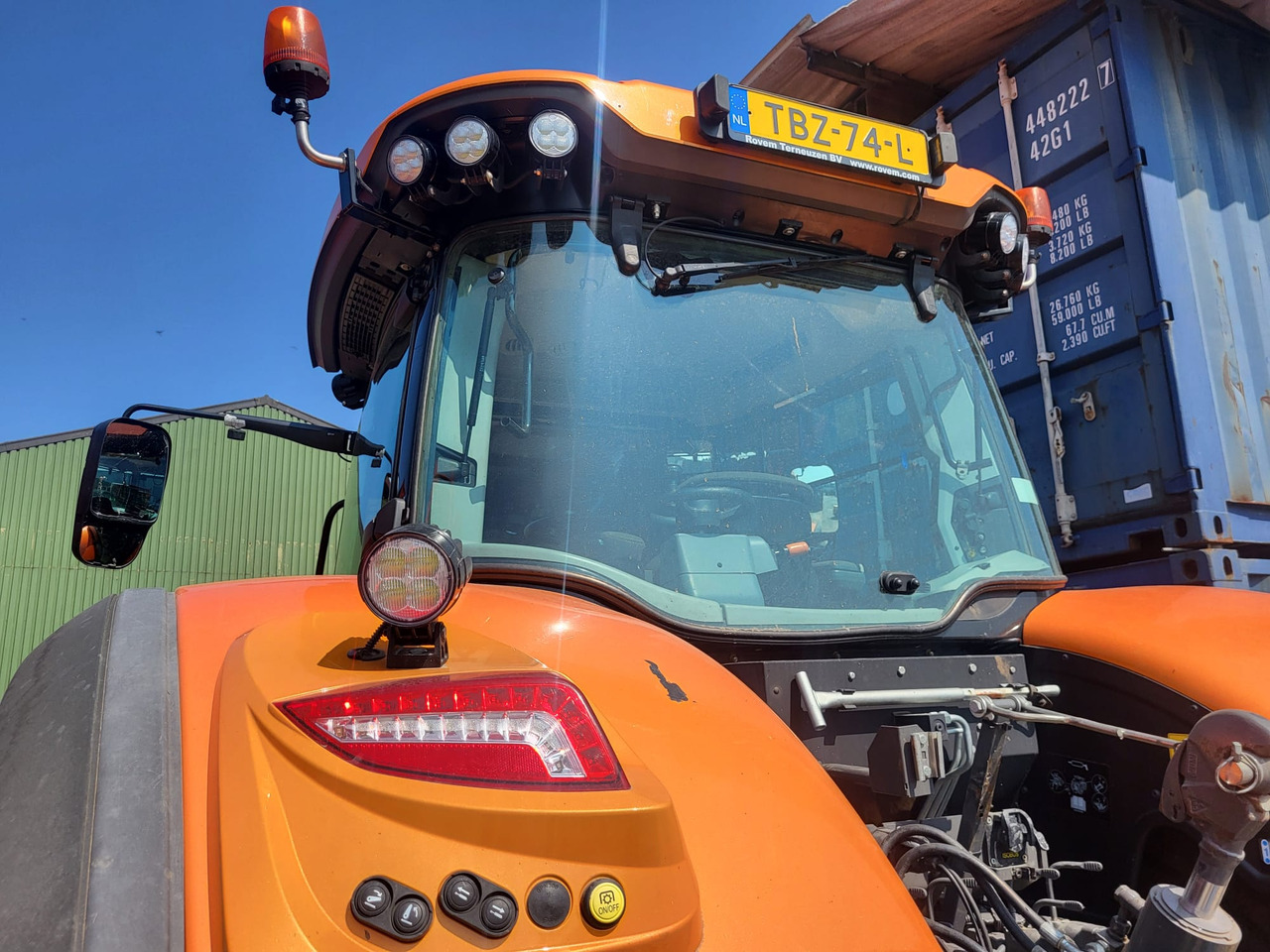 VALTRA S394 - Traktor: das Bild 5 VALTRA S394 - Traktor: das Bild 5