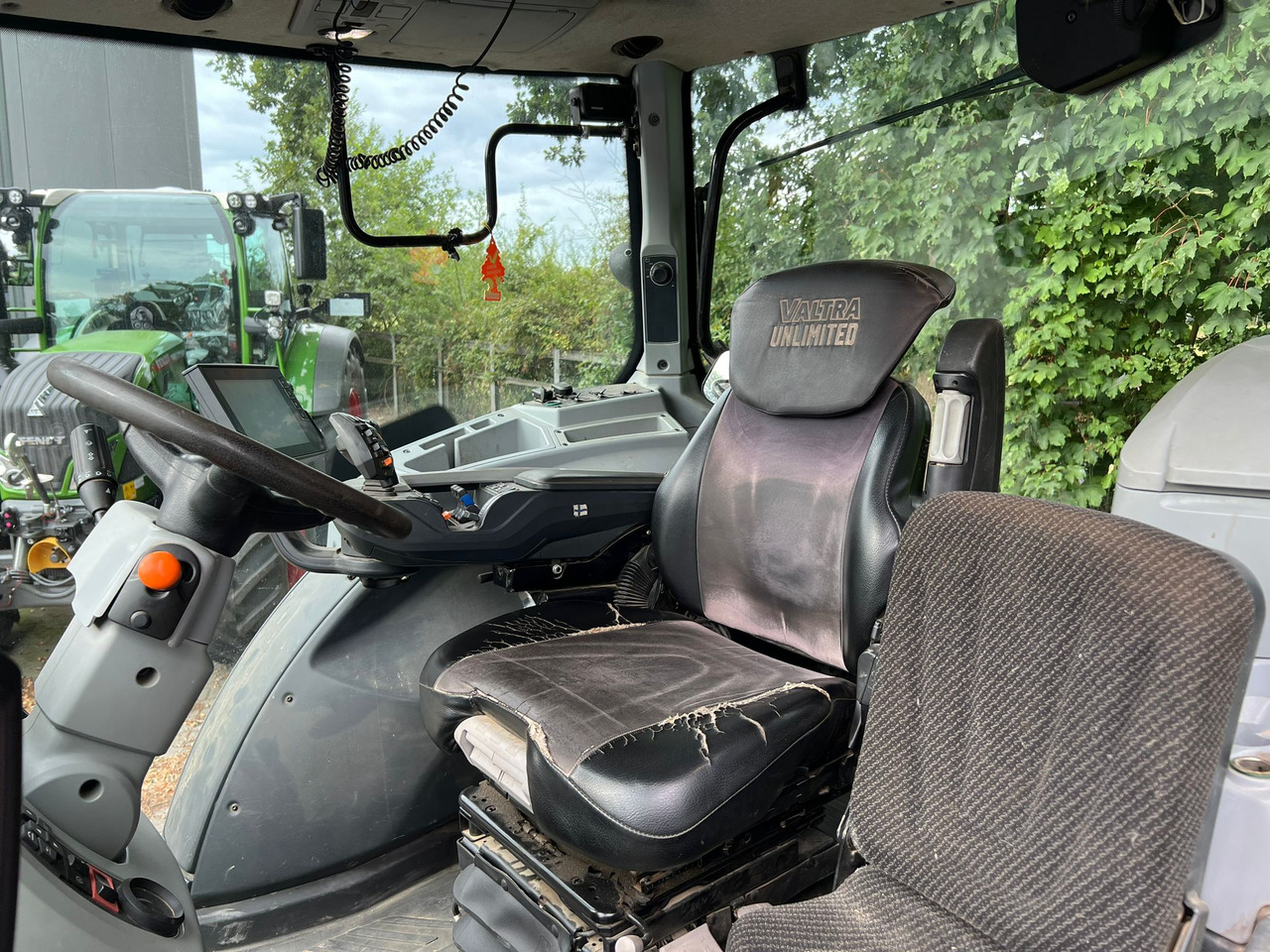 Traktor VALTRA T174 Versu: das Bild 13