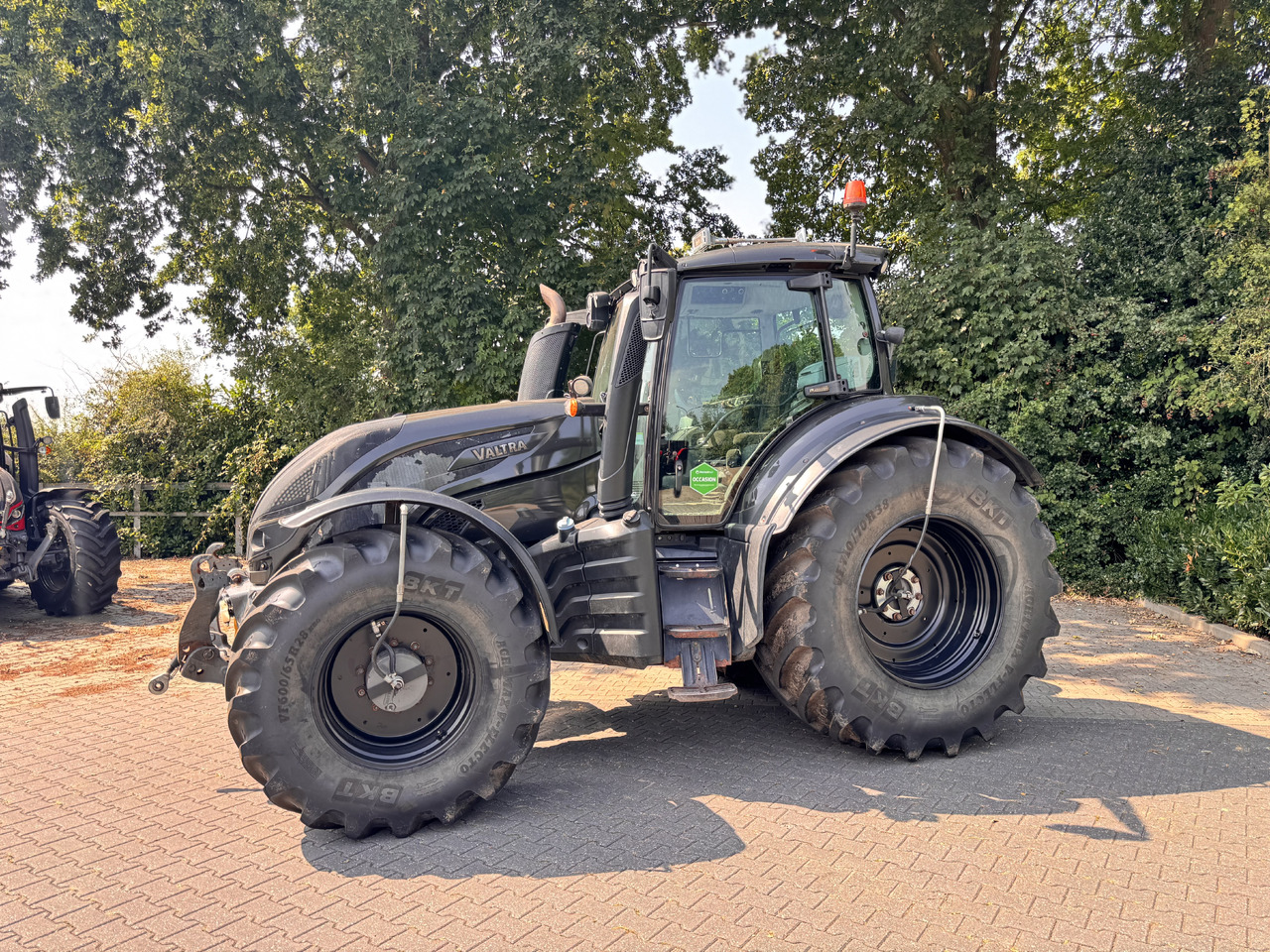 VALTRA T214 Direct - Traktor: das Bild 2 VALTRA T214 Direct - Traktor: das Bild 2