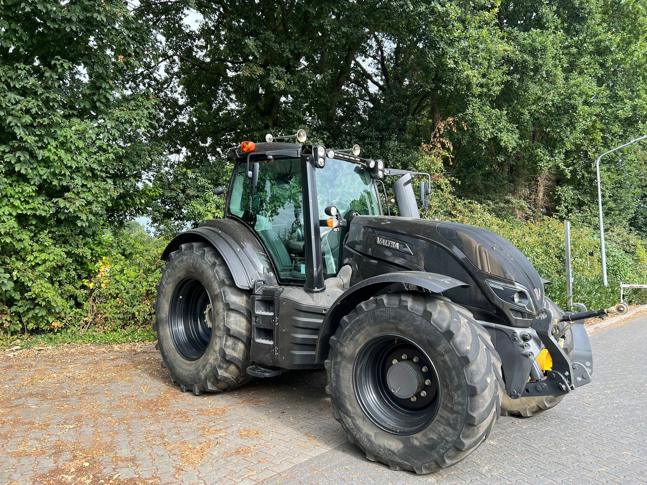 Valtra T174 Versu - Traktor: das Bild 3 Valtra T174 Versu - Traktor: das Bild 3