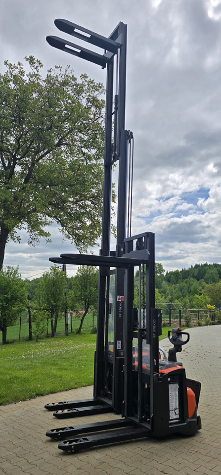 Toyota SPE 160L 6000mm initial lift wstępne podnoszenie triplex - Hochhubwagen: das Bild 4 Toyota SPE 160L 6000mm initial lift wstępne podnoszenie triplex - Hochhubwagen: das Bild 4
