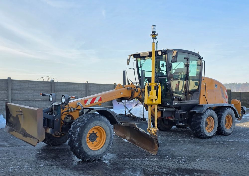 New Holland 836C AWD, 6X6, 2016 ROK, SYSTEM NIWELACJI TRIMBLE 3D - Walzen: das Bild 1 New Holland 836C AWD, 6X6, 2016 ROK, SYSTEM NIWELACJI TRIMBLE 3D - Walzen: das Bild 1