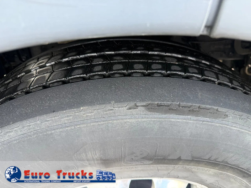 MAN TGX 26.440 - Fahrgestell LKW: das Bild 3 MAN TGX 26.440 - Fahrgestell LKW: das Bild 3
