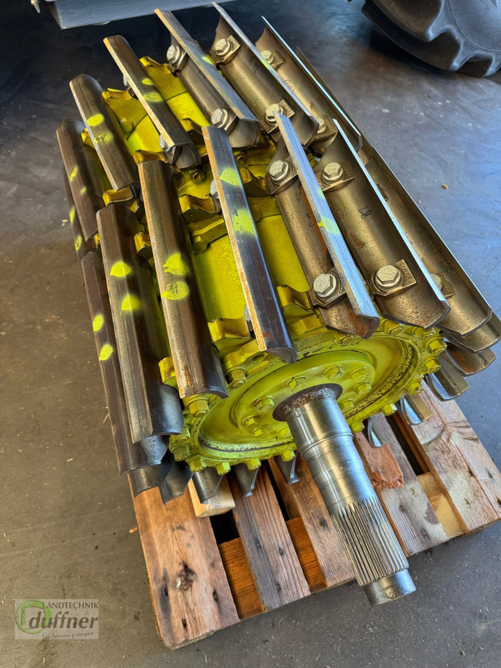 CLAAS Messertrommel V-Max 36 Jaguar - Ersatzteile für Erntemaschine: das Bild 3 CLAAS Messertrommel V-Max 36 Jaguar - Ersatzteile für Erntemaschine: das Bild 3