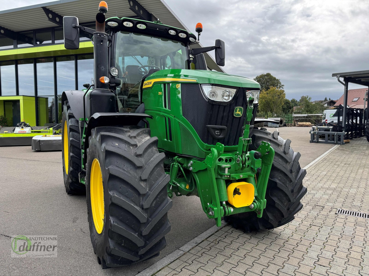 John Deere 6R 250 - Traktor: das Bild 2 John Deere 6R 250 - Traktor: das Bild 2