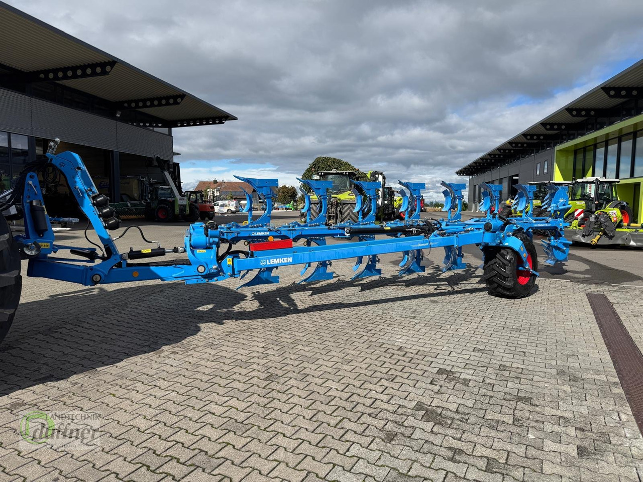 Lemken Diamant 16 VU 7+1 100 hydr. Steinsicherung - Pflug: das Bild 4 Lemken Diamant 16 VU 7+1 100 hydr. Steinsicherung - Pflug: das Bild 4