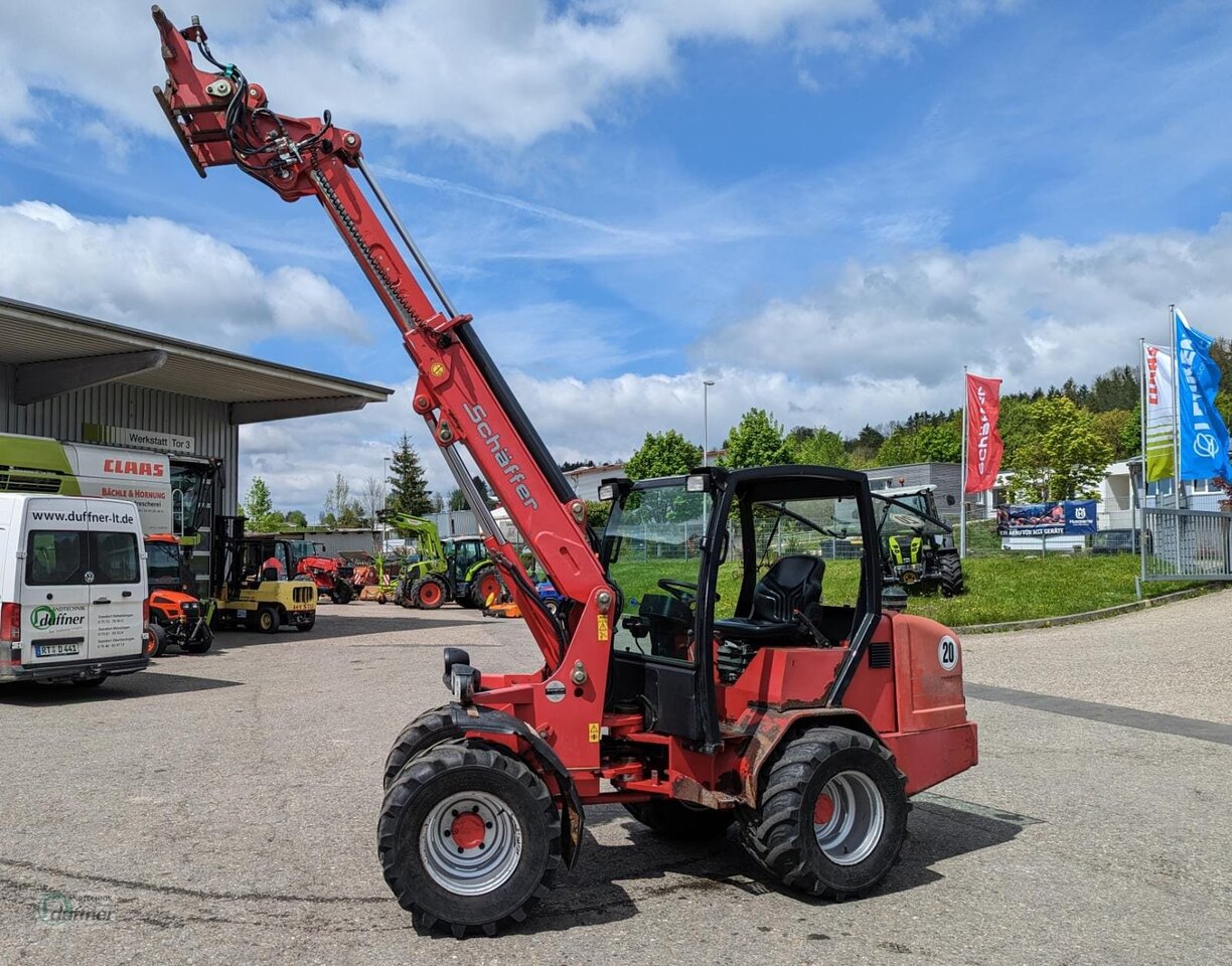 Schäffer 460 T - Teleskopradlader, Hoflader: das Bild 2 Schäffer 460 T - Teleskopradlader, Hoflader: das Bild 2