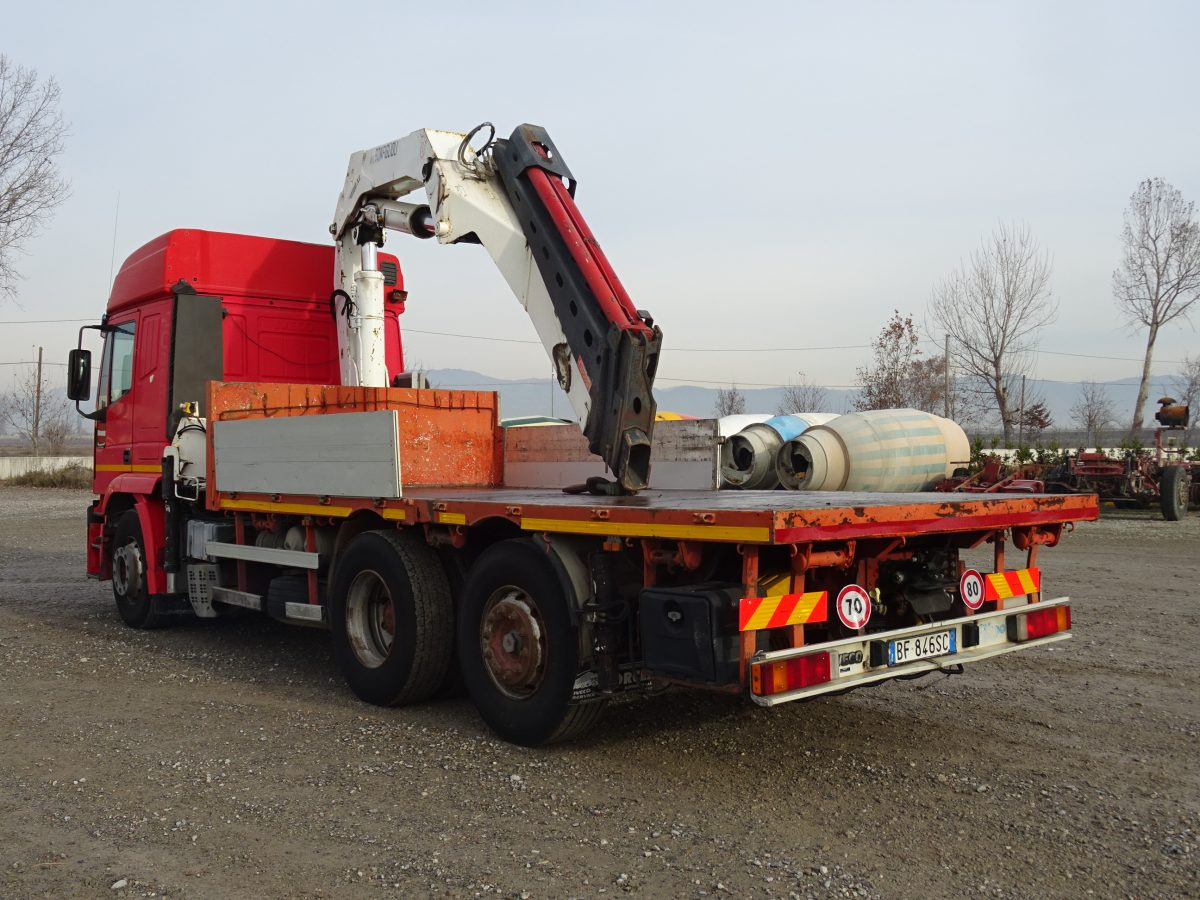 IVECO EUROSTAR 240E42 BONFIGLIOLI P30500XL - Pritsche LKW, Autokran: das Bild 5 IVECO EUROSTAR 240E42 BONFIGLIOLI P30500XL - Pritsche LKW, Autokran: das Bild 5