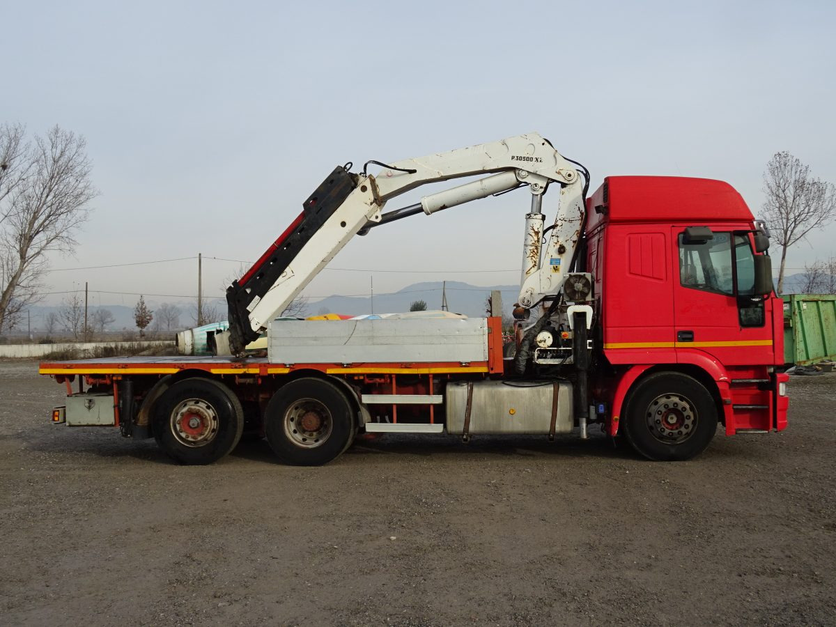 IVECO EUROSTAR 240E42 BONFIGLIOLI P30500XL - Pritsche LKW, Autokran: das Bild 4 IVECO EUROSTAR 240E42 BONFIGLIOLI P30500XL - Pritsche LKW, Autokran: das Bild 4