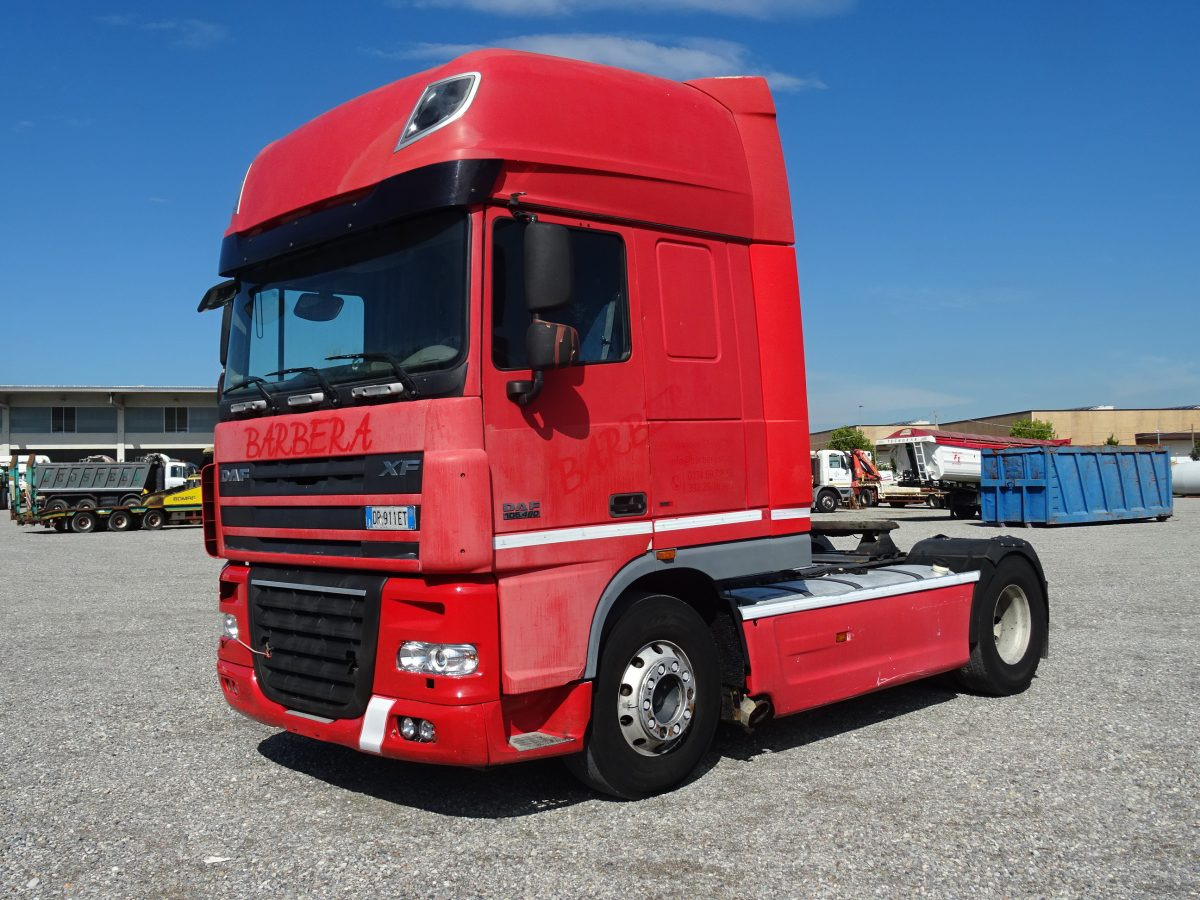 DAF XF 105.480 - Sattelzugmaschine: das Bild 1 DAF XF 105.480 - Sattelzugmaschine: das Bild 1