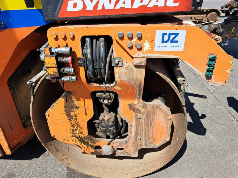 Dynapac CG233HF - Walzen: das Bild 4 Dynapac CG233HF - Walzen: das Bild 4