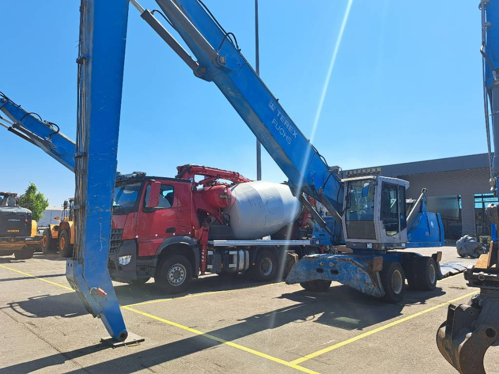 Fuchs MHL350C + generator - Umschlagbagger: das Bild 4 Fuchs MHL350C + generator - Umschlagbagger: das Bild 4