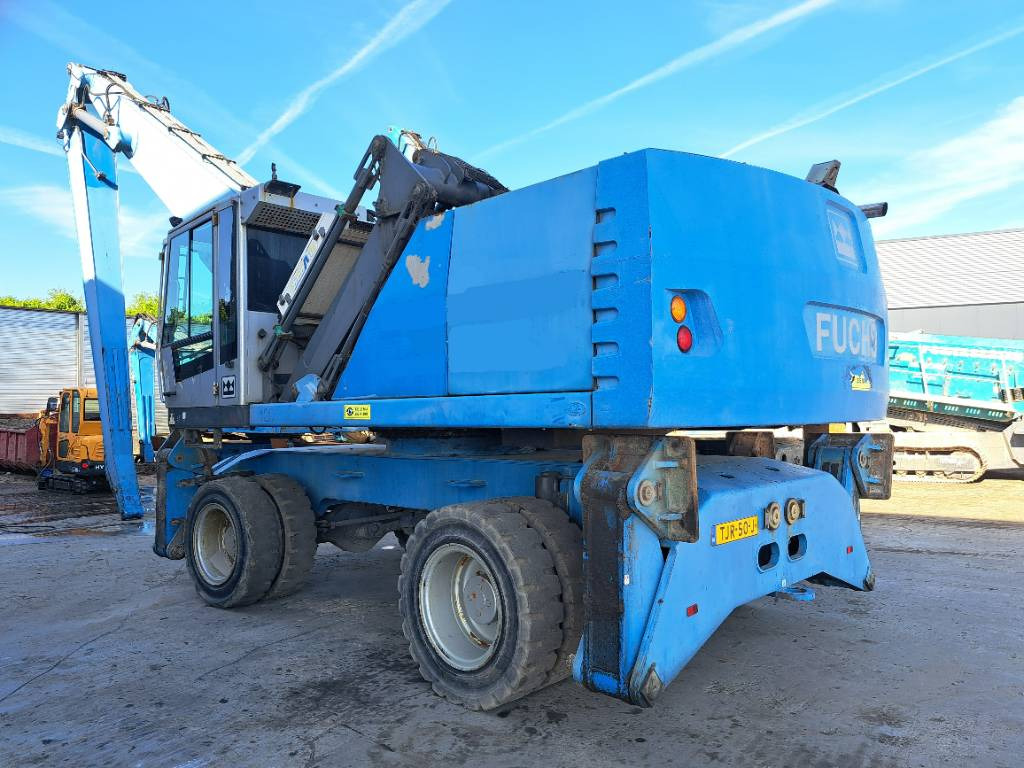 Fuchs MHL360D - Umschlagbagger: das Bild 2 Fuchs MHL360D - Umschlagbagger: das Bild 2