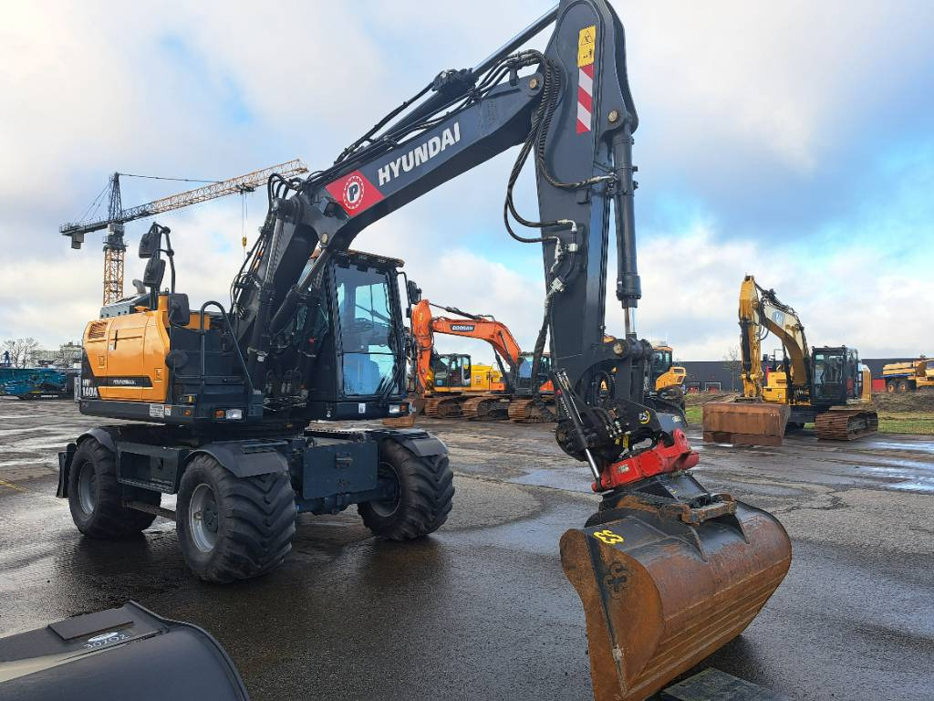 Hyundai HW140A + Tiltrotator - Mobilbagger: das Bild 4 Hyundai HW140A + Tiltrotator - Mobilbagger: das Bild 4